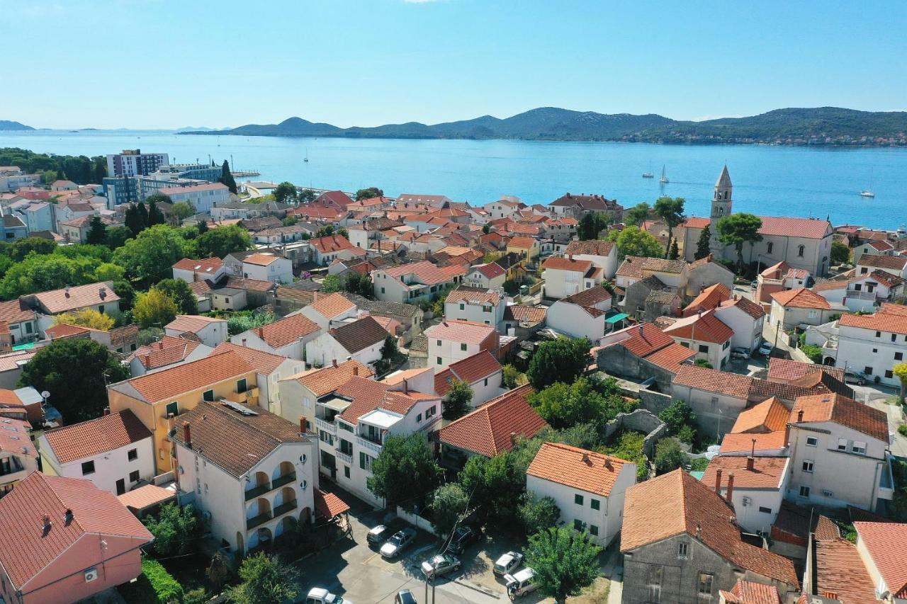 Apartments Vedrana Biograd Na Moru Exteriör bild